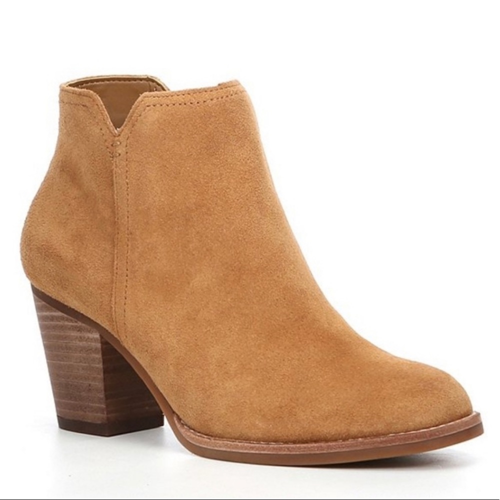 NEW Gianni Bini Suede Tan Bootie 8.5